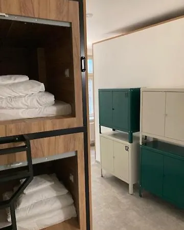 Auberge de jeunesse Capsule Andel Centre Spirit *
